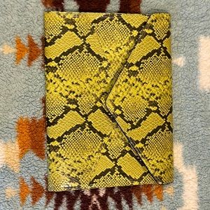 Snake skin laptop case